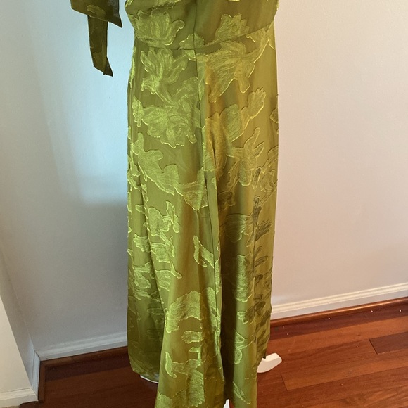 NWT Rihoas green Jacquard ranched midi dress - Picture 7 of 15